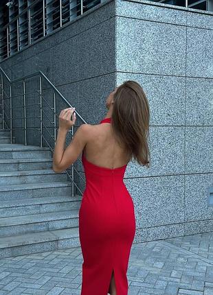 Платье с горлом и открытой спиной4 фото