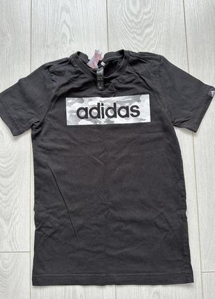 Футболка adidas