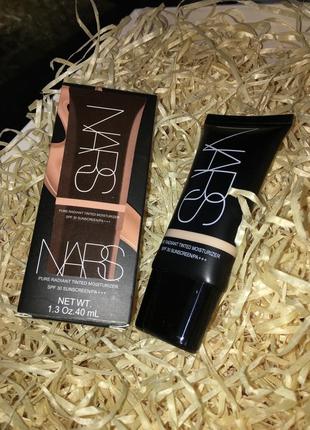 Nars тональний крем для  обличчя