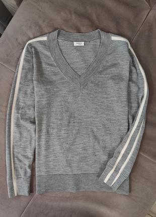 Шерстяний світер akris punto v-neck wool sweater
оригінал