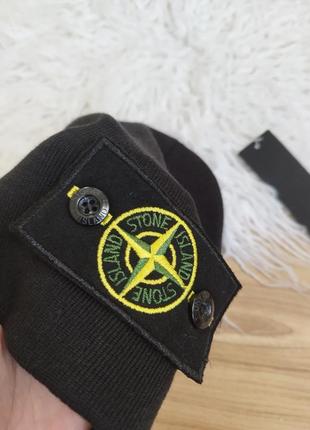 Стильна шапка в стилі stone island2 фото