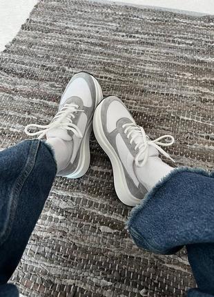 Дуже якісні жіночі кросівки сіро білі від українського виробника 🔥🔥🔥6 фото