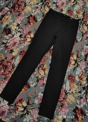 Плотные,черные,фирменные,женские джинсы 46-48 р