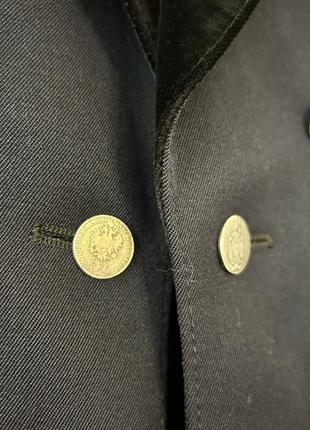 Hubertus винтаж австрия короткий пиджак жакет с коротким воротником украшенным бархатистым охна бархатником с пуговицами4 фото