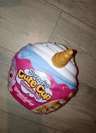 Пирожное -сюрприз, кукла с аксессуарами