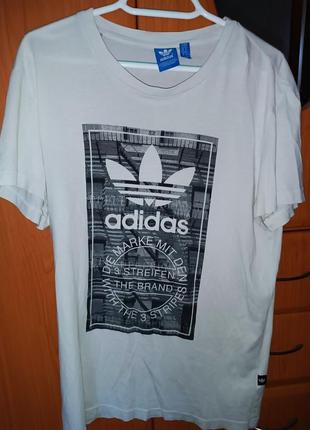 Футболка adidas с принтом города