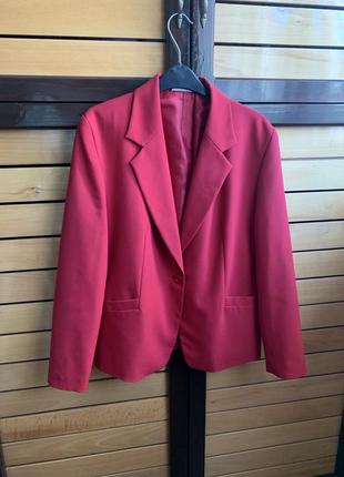 Пиджак жакет малиновый розовый барби essentials женский