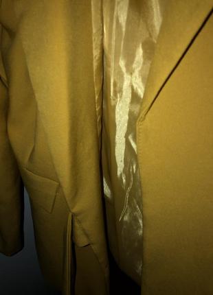 Желтый пиджак с поясом2 фото