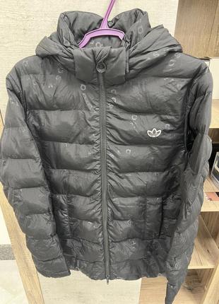 Продам куртку adidas originals