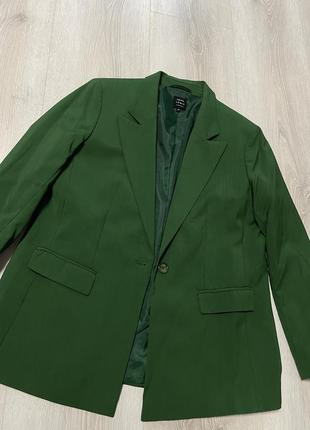 Пиджак зеленый