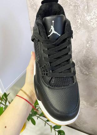 Зимові кросівки nike air jordan retro 46 фото