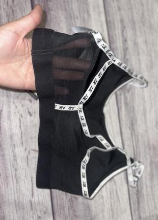 Топ для тренувань nike bra5 фото
