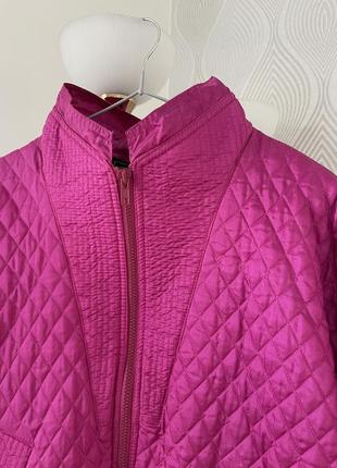 Осенняя куртка бомбер розовая в размере s-m от portrait4 фото