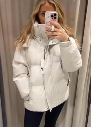 Куртка пуховик з капюшоном сіра біла xs s zara 0155 040