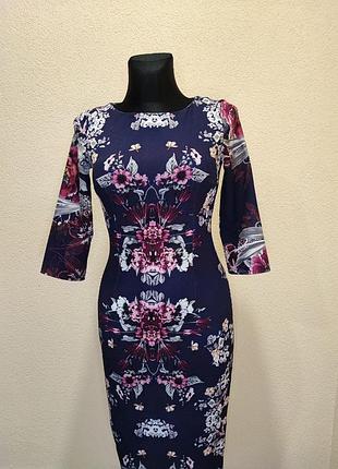 Красивое темно-синее платье fervency с цветочным орнаментом