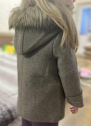 Пальто zara для девочки 6