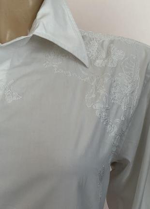 Чоловіча біла рубашка з вишивкою від бренду desigual/ m/5 фото