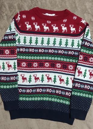 Светр новорічний