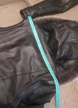 Куртка - жилетка кожаная с мехом песца4 фото