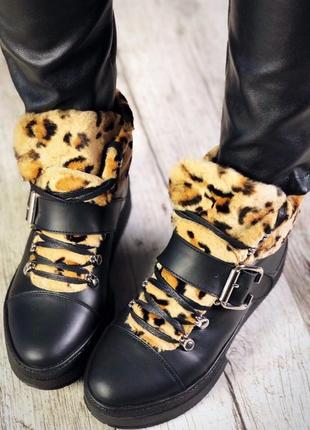 Зимние натуральные ботинки на платформе и шнуровке с мехом внутри и вокруг щиколотки ,леопардовый принт ,37, 39 р4 фото