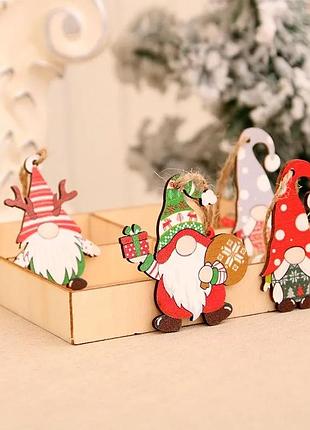 Новорічні дерев'яні іграшки, прикраси на ялинку