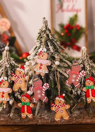 Новорічні дерев'яні іграшки, прикраси на ялинку