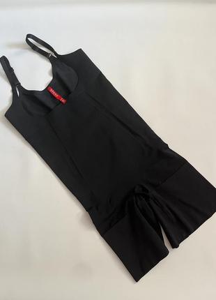 Корректирующий комбинезон spanx4 фото