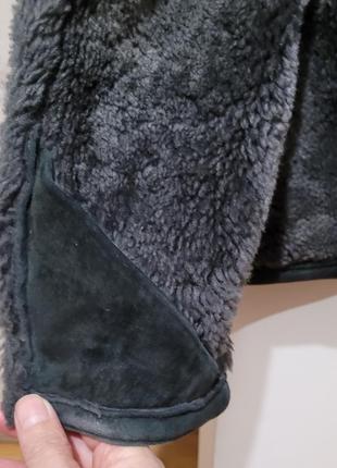 Дубленка натуральная женская винтажная длинная теплая на натуральном меху с капюшоном6 фото