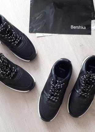 Вуличні кросівки bershka9 фото