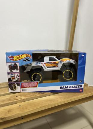 Машинка хот вілс білий форд на пульті управління hot wheels rc ford baja blazer gvl11 mattel