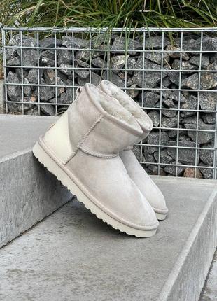 Женские угги угги угги сапоги ботинки ботинки ugg light grey metallic suede7 фото