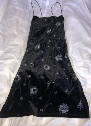 Оксамитова коротка сукня з напіввідкритою спинкою2 фото