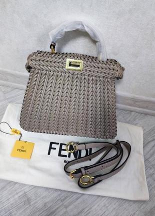 Кожаная сумка в стиле fendi