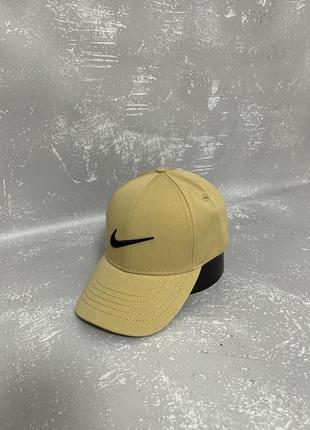 Бежевая кепка nike (найк)