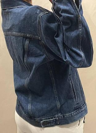 Чоловіча синя джинсова куртка levi's6 фото