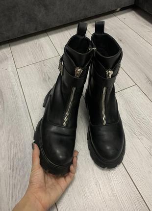 Зимние ботинки