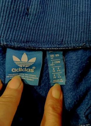 Спортивные штаны adidas.8 фото