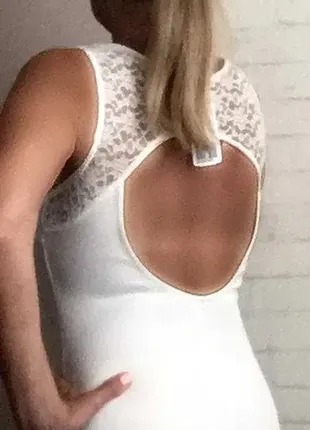 Белое коктейльное платье  "forever 21"2 фото