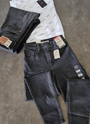 Продам мом джинси levi's