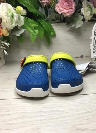 Дитячі крокси блакитні з жовтої п'ятою кids literide clog bright cobalt /citrus лайт райд3 фото