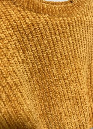 Плюшевой свитерик - кроп топ желтого цвета.3 фото
