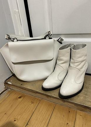 Обувь (казаки) + сумка, белые