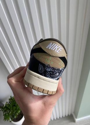 Кроссовки nike sb dunk low travis scott5 фото