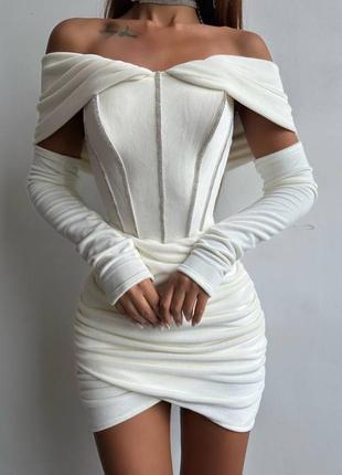 Бархатное корсетное платье мини, декорированное стразами7 фото