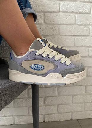 Замшевые кроссовки адидас, adidas. серый с фиолетовым и белым.3 фото