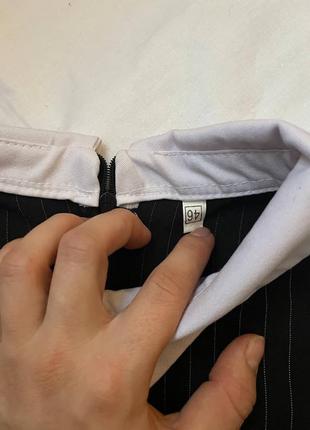 Платье платье с белым воротничком