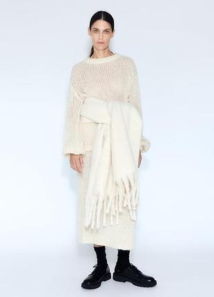 Вязаный свит из смеси шерсти и альпаки с кружевной отделкой zara