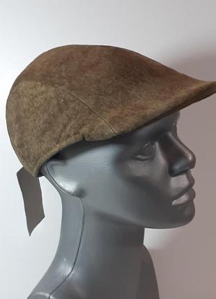 Кепка 12.25.04 жёлто-зелёная велюровая зимняя фасона утка с искусственным мехом