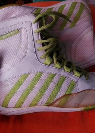 Кеди високі шнурівка 38рсток нові