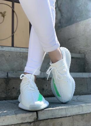 Adidas yeezy boost 350 женские кроссовки адидас изи буст белые, жіночі кросівки ізі буст білі5 фото